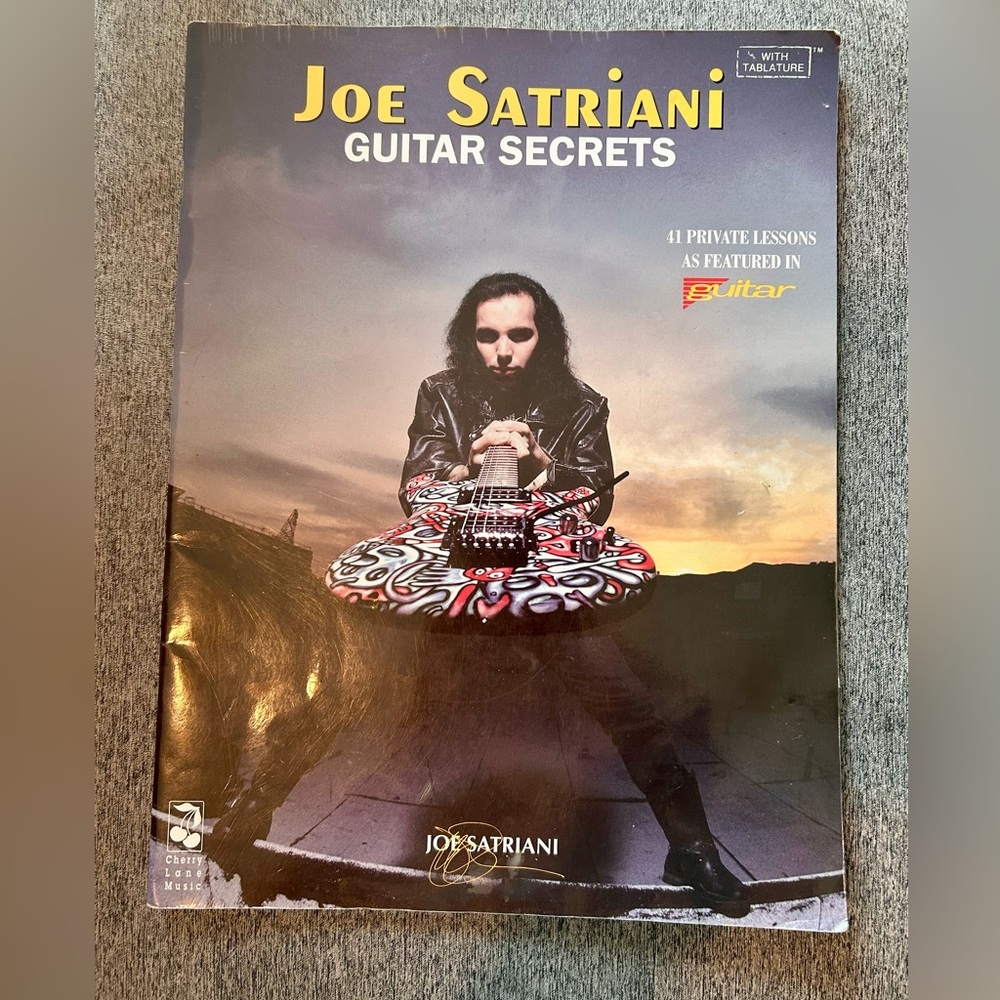 Joe Satriani Guitar Secrets Paperback
